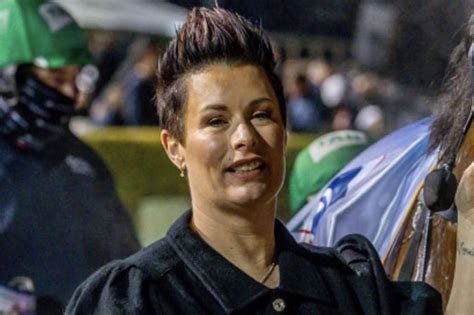 harness racing odds|Harness racing trainer Emma Stewart trains the card at Kilmore.